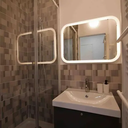 Cosy & Stylish F5 - Center *